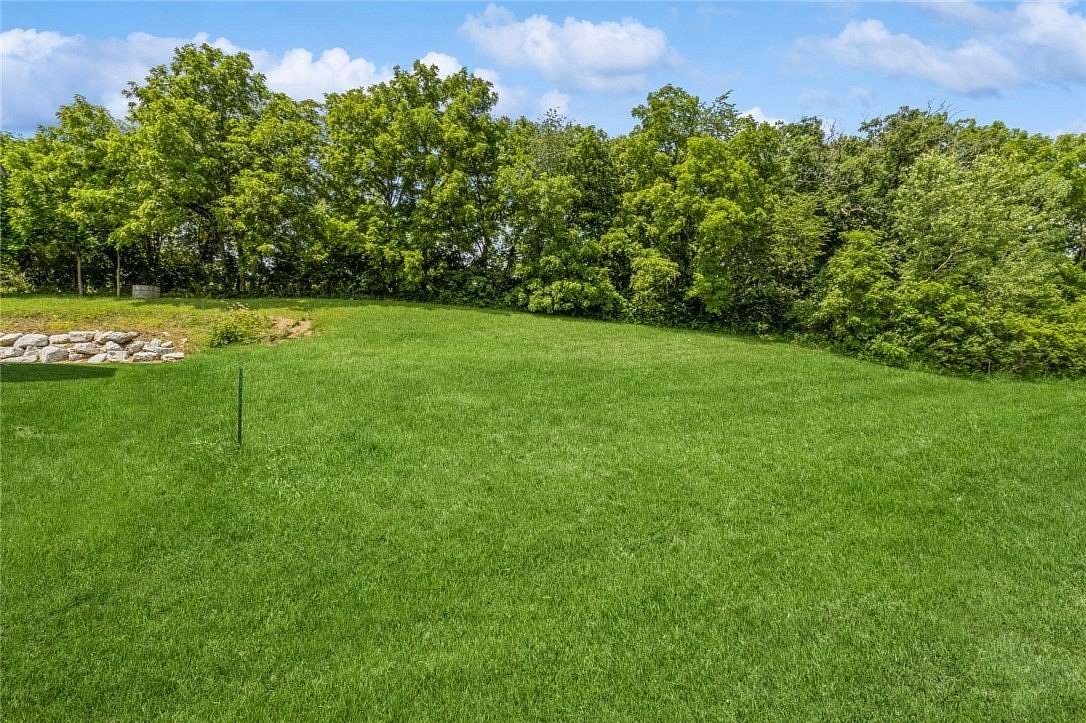 0.347 Acres of Residential Land for Sale in Pleasant Hill, Iowa