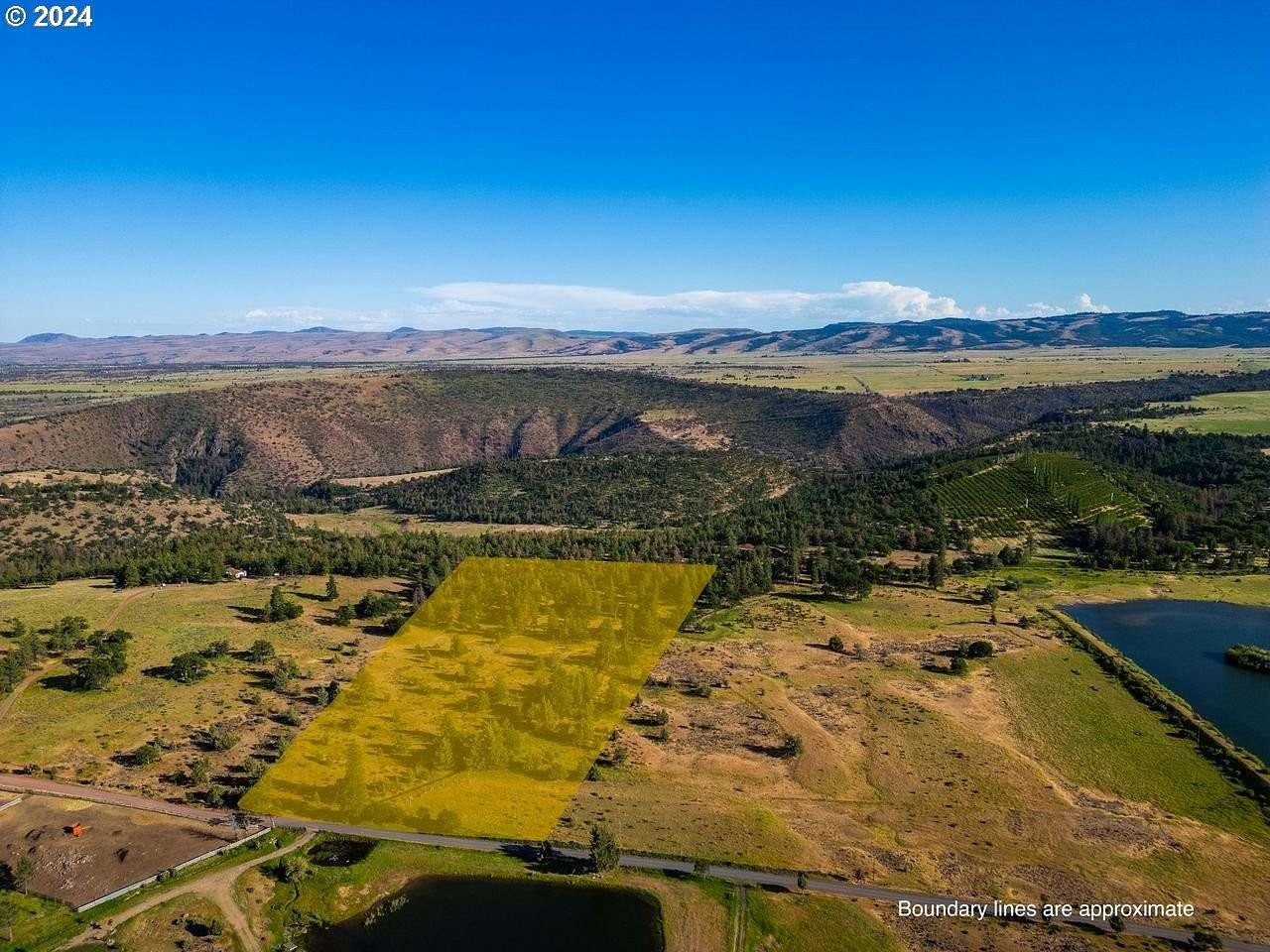 20 Acres of Land for Sale in Wamic, Oregon