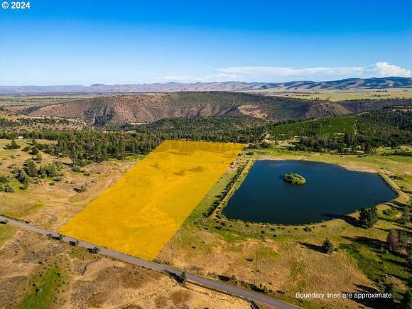 20 Acres of Recreational Land & Farm for Sale in Wamic, Oregon