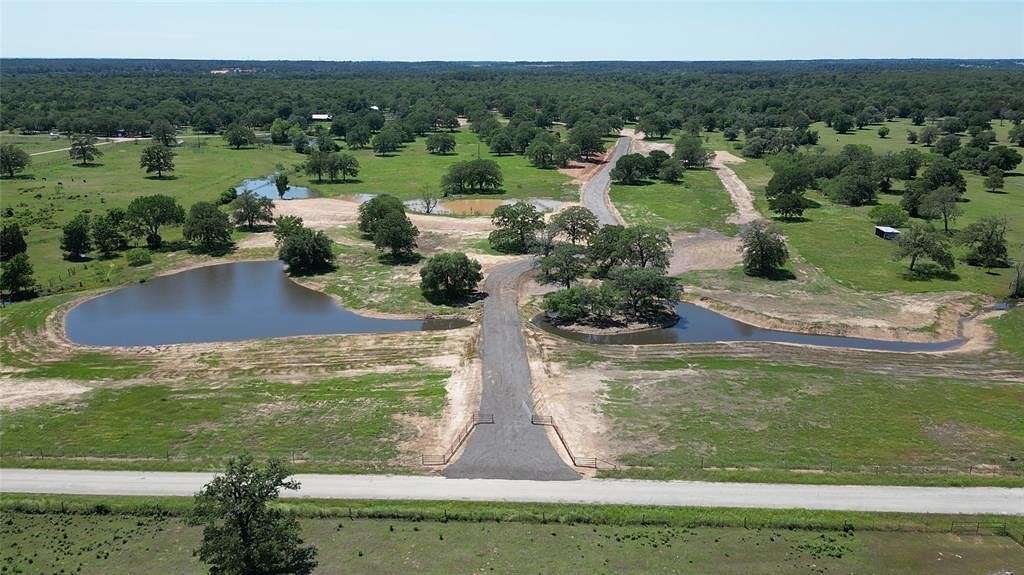 Land for Sale in Smithville, Texas