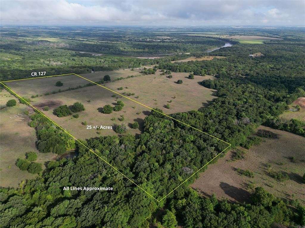 25 Acres of Agricultural Land for Sale in Whitesboro, Texas