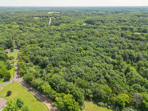 10 Acres of Residential Land for Sale in Columbia, Missouri