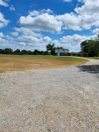 4.45 Acres of Residential Land with Home for Sale in Jacksboro, Texas