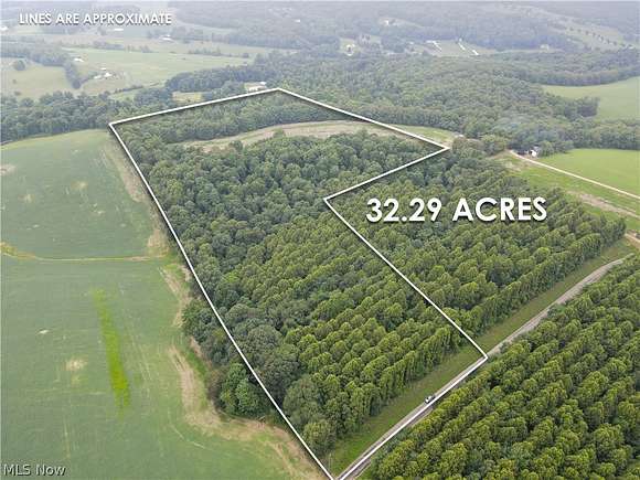 32.295 Acres of Land for Sale in Butler, Ohio