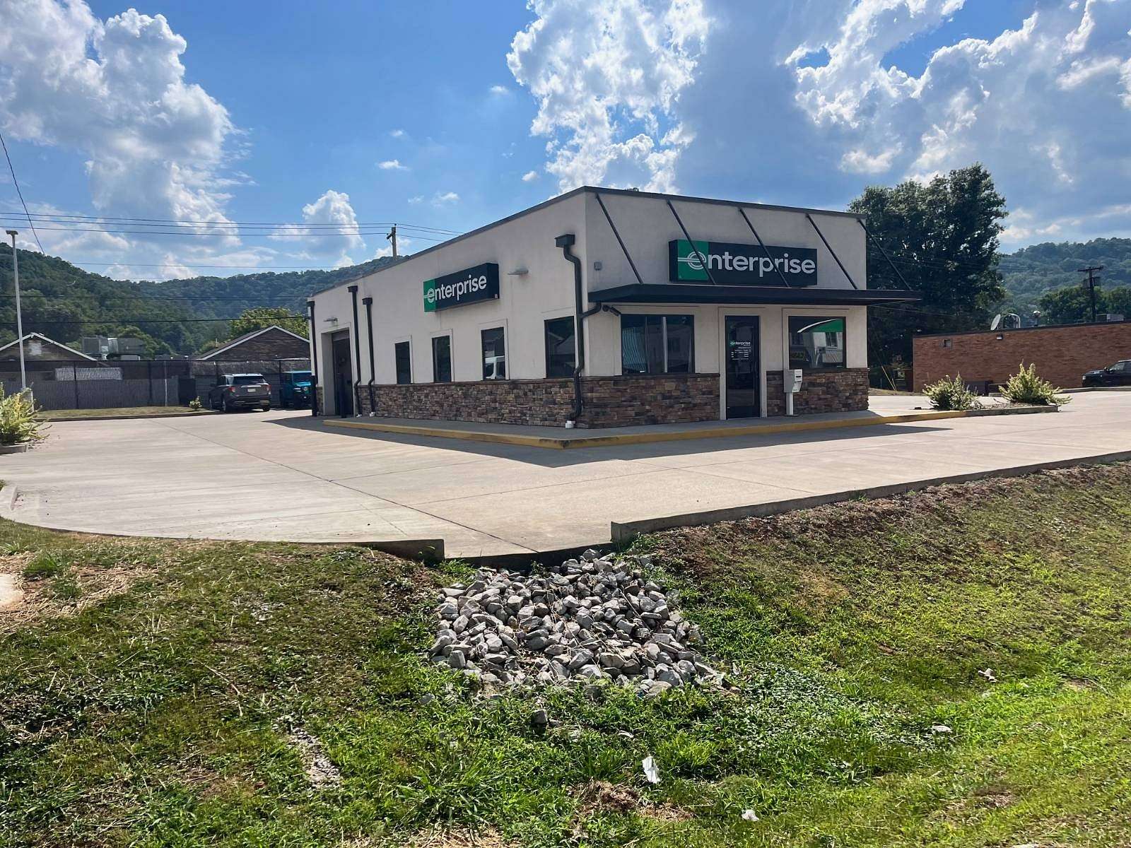 0.67 Acres of Commercial Land for Sale in Charleston, West Virginia