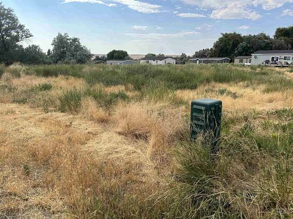 0.33 Acres of Residential Land for Sale in Hagerman, Idaho