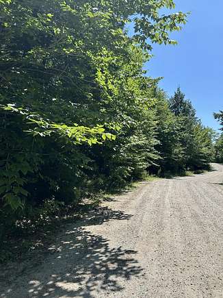 5.1 Acres of Residential Land for Sale in Raymond, Maine