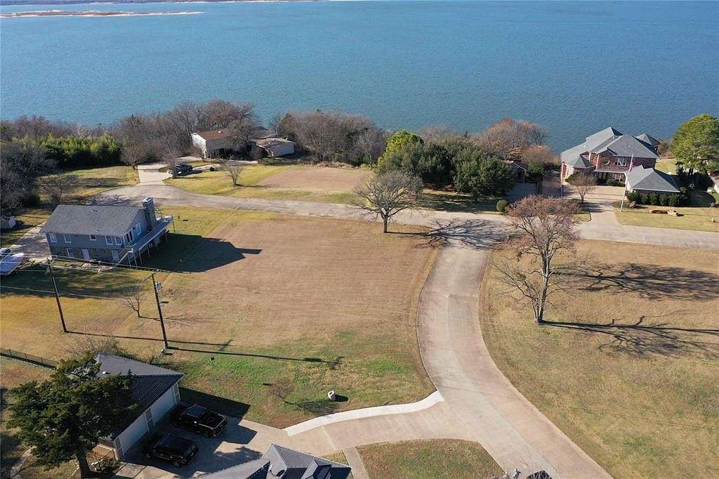 0.378 Acres of Land for Sale in Pottsboro, Texas