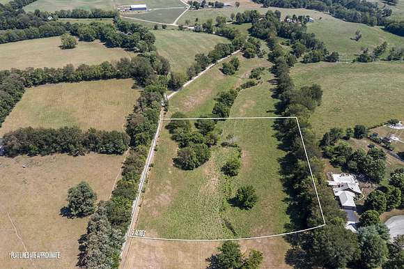 5 Acres of Residential Land for Sale in Nicholasville, Kentucky