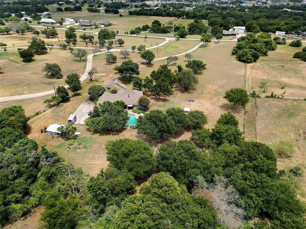 5.003 Acres of Residential Land with Home for Sale in Weatherford, Texas