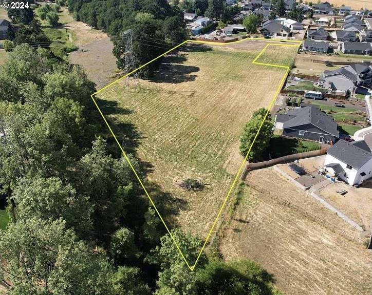 3.67 Acres of Land for Sale in Millersburg, Oregon