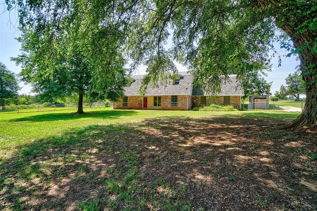 9 Acres of Residential Land with Home for Sale in Shawnee, Oklahoma