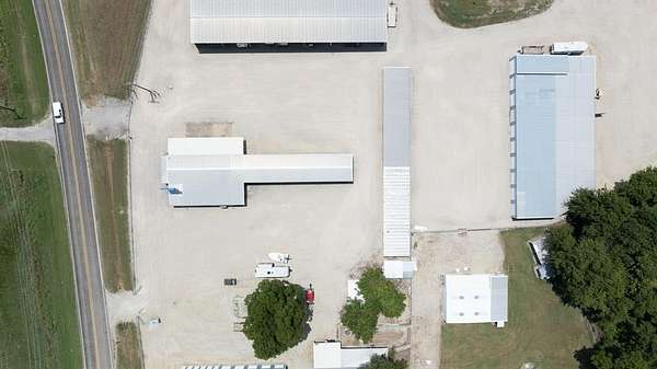 7.82 Acres of Improved Commercial Land for Sale in Lone Oak, Texas