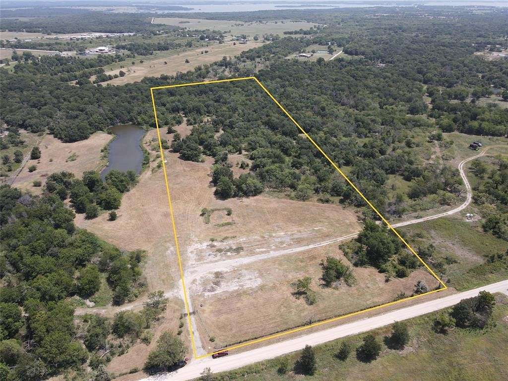 15 Acres of Land for Sale in Navarro, Texas