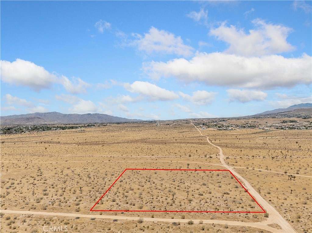 2.169 Acres of Residential Land for Sale in Apple Valley, California