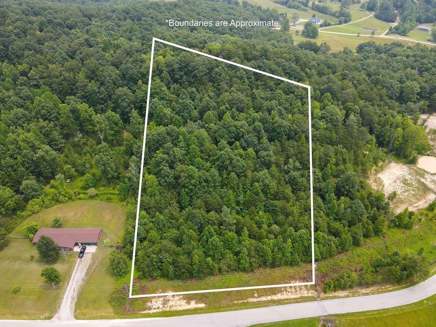 2.97 Acres of Residential Land for Sale in Berea, Kentucky