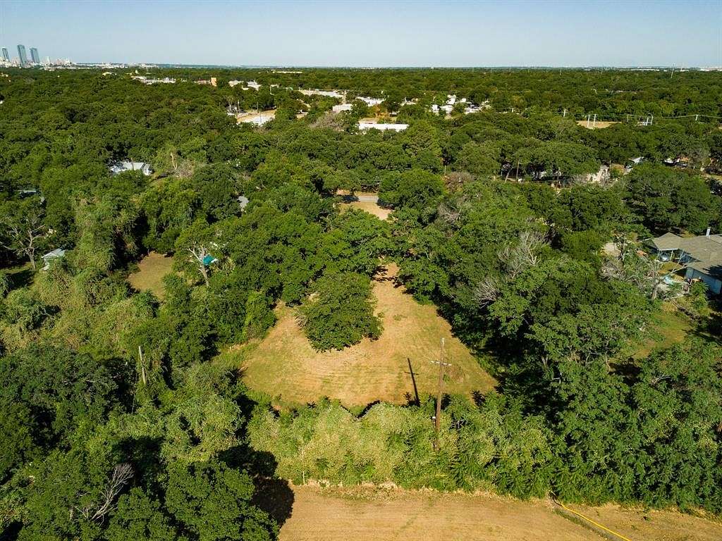 1.115 Acres of Land for Sale in Haltom City, Texas