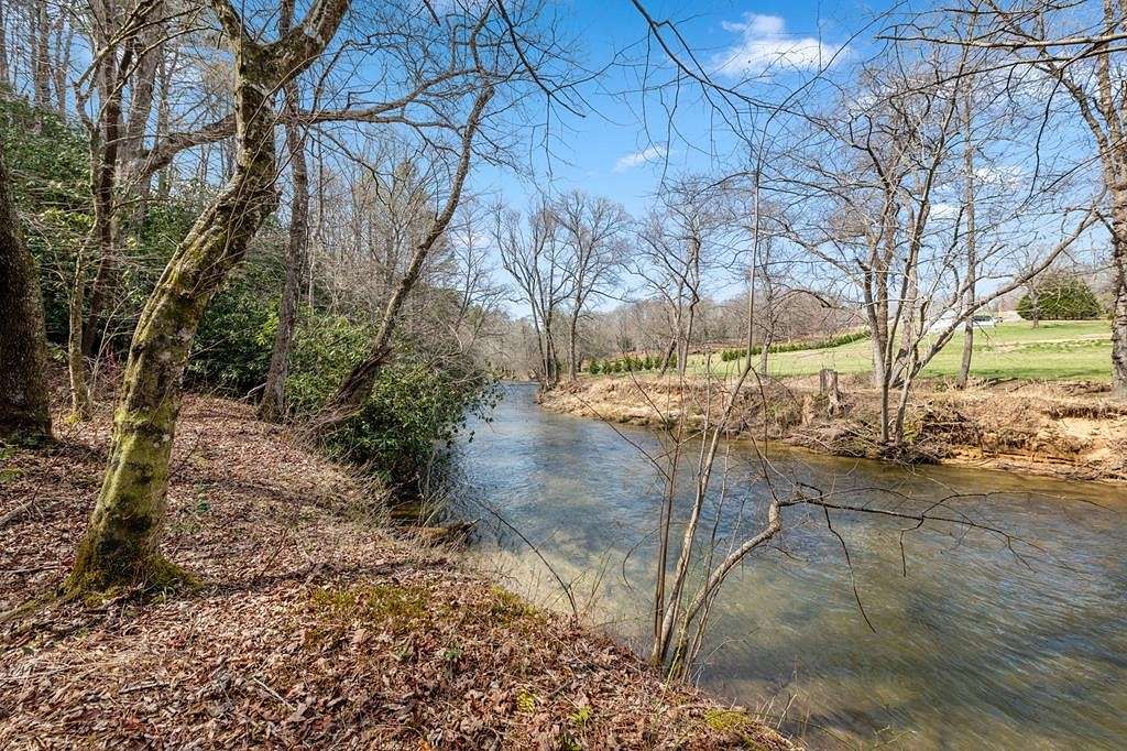 6.95 Acres of Residential Land for Sale in Mineral Bluff, Georgia