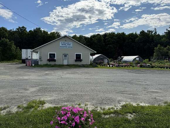 2.28 Acres of Improved Commercial Land for Sale in Dexter, Maine