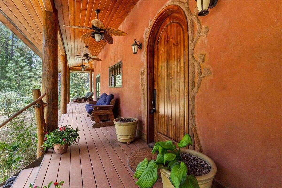 6 Acres of Residential Land with Home for Sale in Wilderville, Oregon