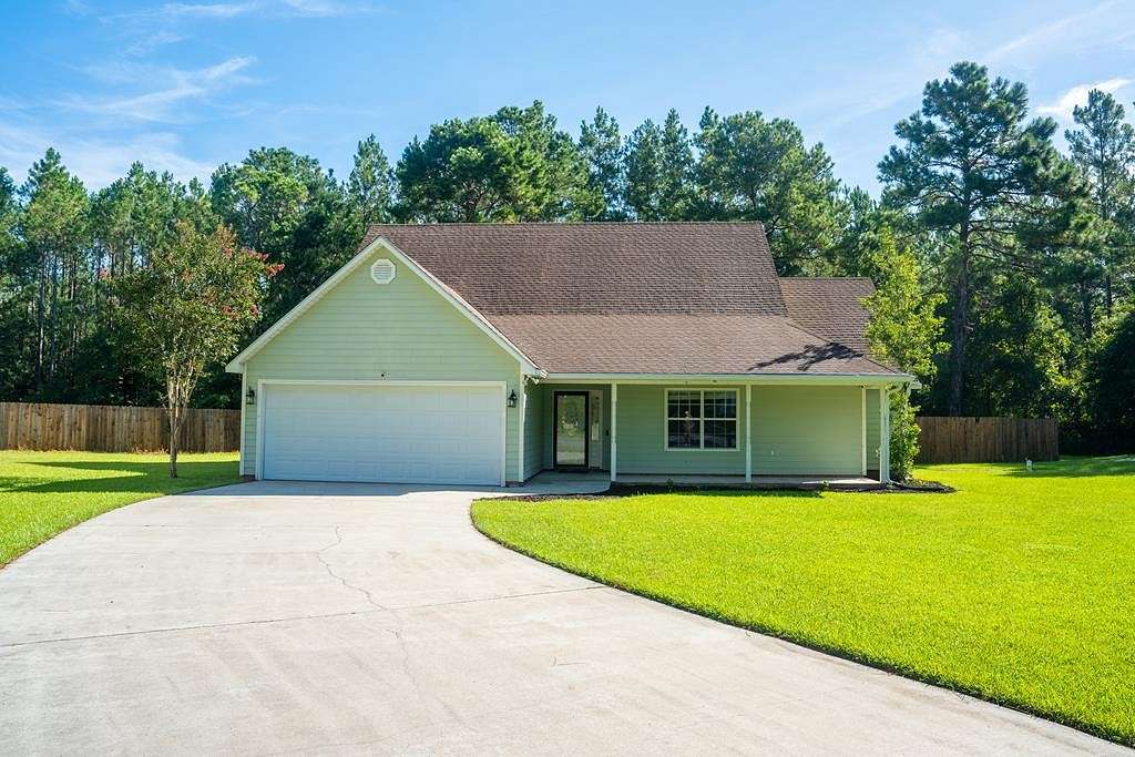 2.98 Acres of Residential Land with Home for Sale in Lakeland, Georgia