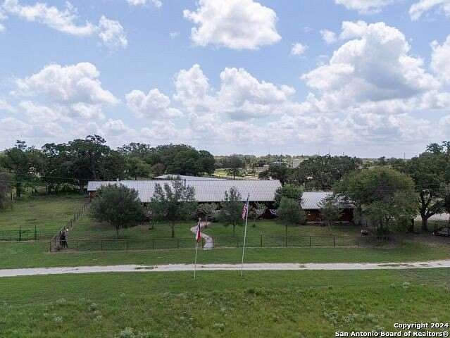 16.8 Acres of Land with Home for Sale in Kingsbury, Texas - LandSearch