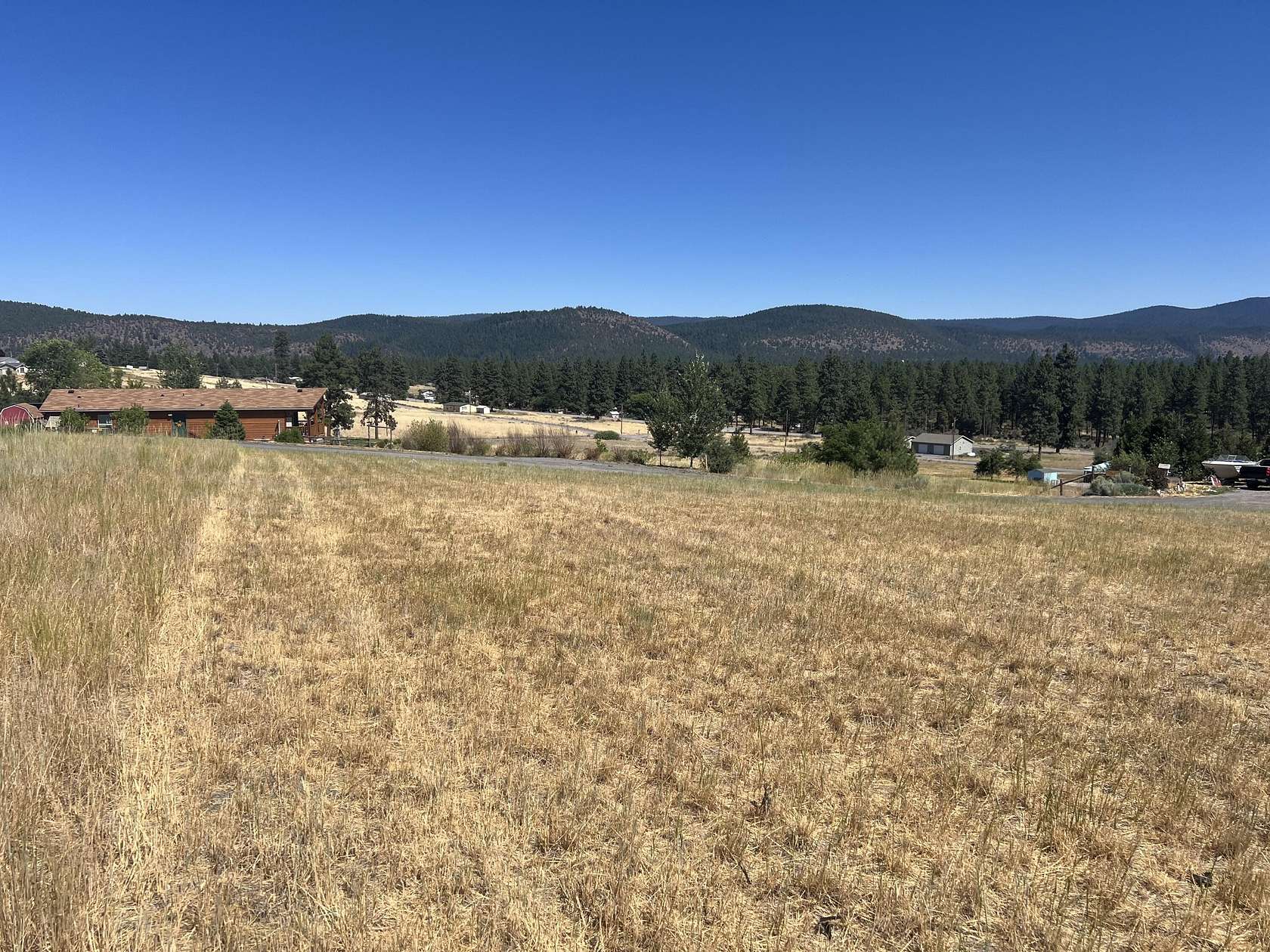 0.34 Acres of Residential Land for Sale in Chiloquin, Oregon