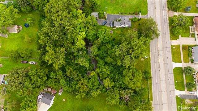 1 Acre of Residential Land for Sale in Taylor, Michigan