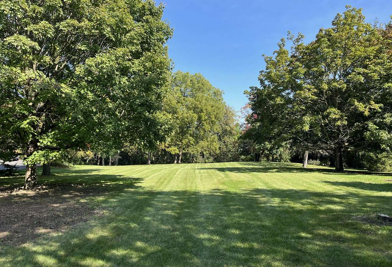 1.49 Acres of Residential Land for Sale in St Charles, Illinois