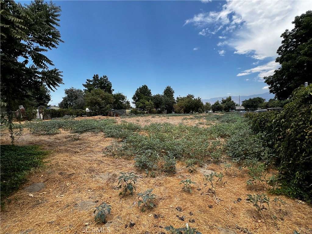 0.666 Acres of Commercial Land for Sale in San Bernardino, California