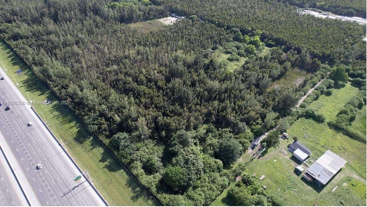 8.9 Acres of Land for Sale in Doral, Florida