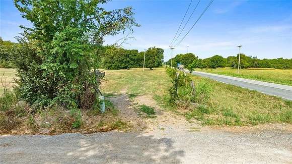 9 Acres of Residential Land for Sale in Rose, Oklahoma