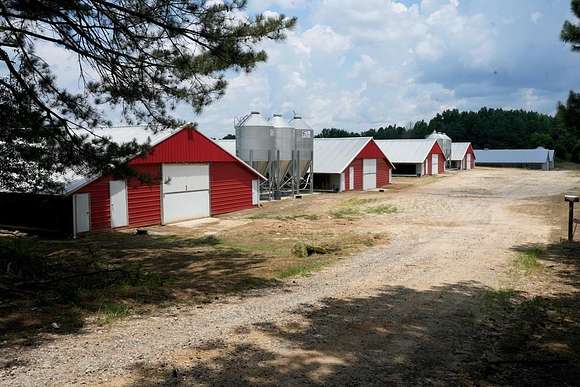 90 Acres of Land with Home for Sale in Carthage, Mississippi