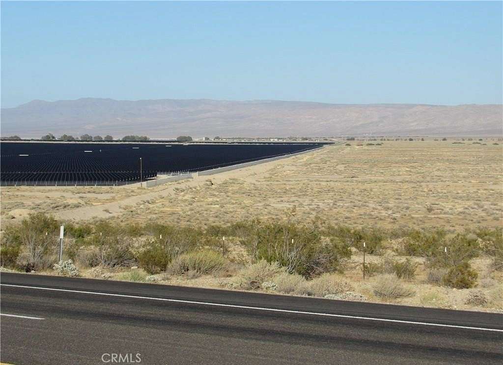 29.58 Acres of Land for Sale in Cantil, California