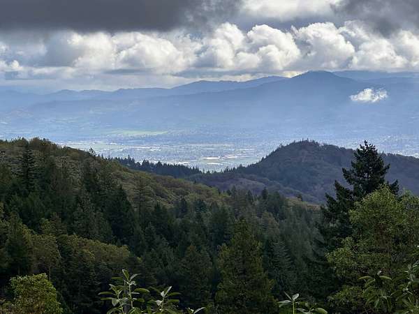 164 Acres of Recreational Land for Sale in Jacksonville, Oregon