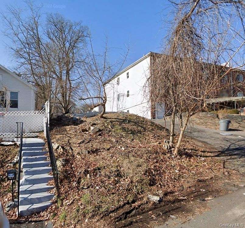 0.06 Acres of Land for Sale in Bronx, New York