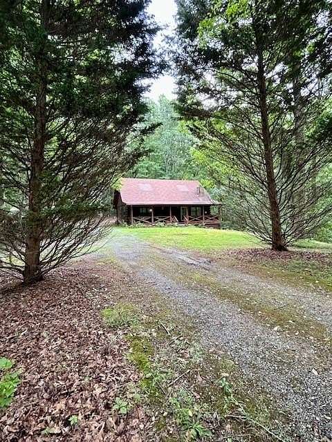 29.7 Acres of Recreational Land with Home for Sale in Fairmount, Georgia