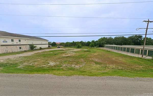 1.33 Acres of Commercial Land for Sale in Kenedy, Texas