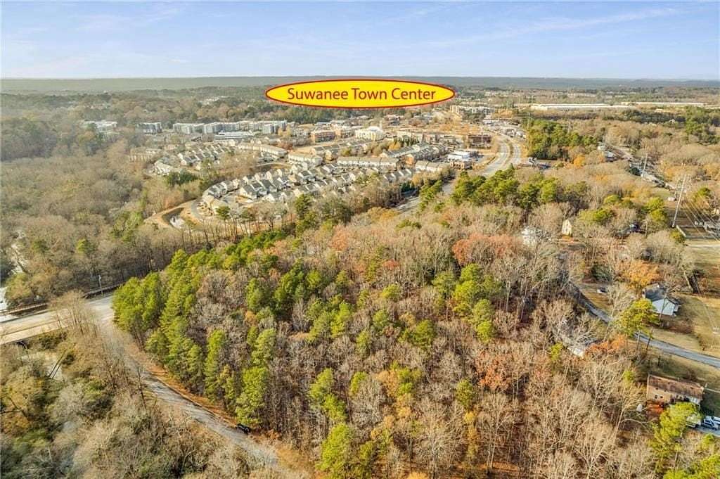 1 Acre of Residential Land for Sale in Suwanee, Georgia