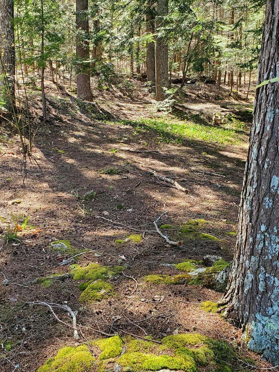 0.5 Acres of Land for Sale in Union, Maine