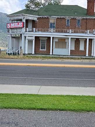 2.24 Acres of Improved Commercial Land for Sale in Butte, Montana