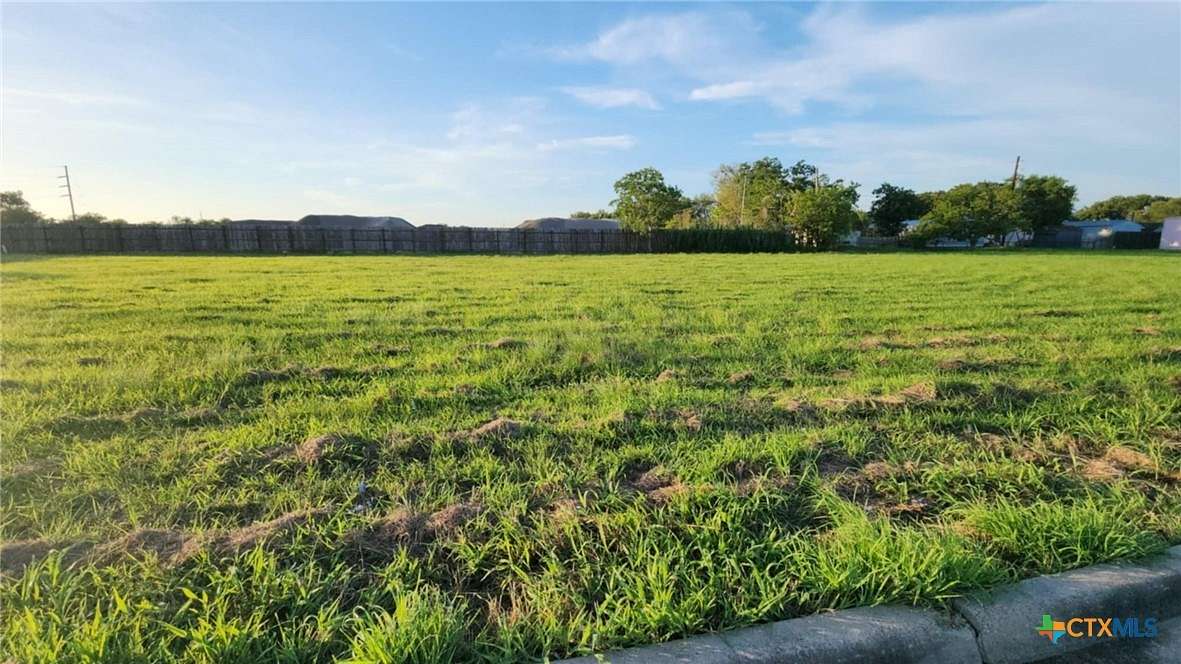 0.27 Acres of Commercial Land for Sale in Victoria, Texas