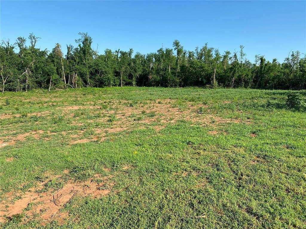 1.556 Acres of Residential Land for Sale in Mustang, Oklahoma