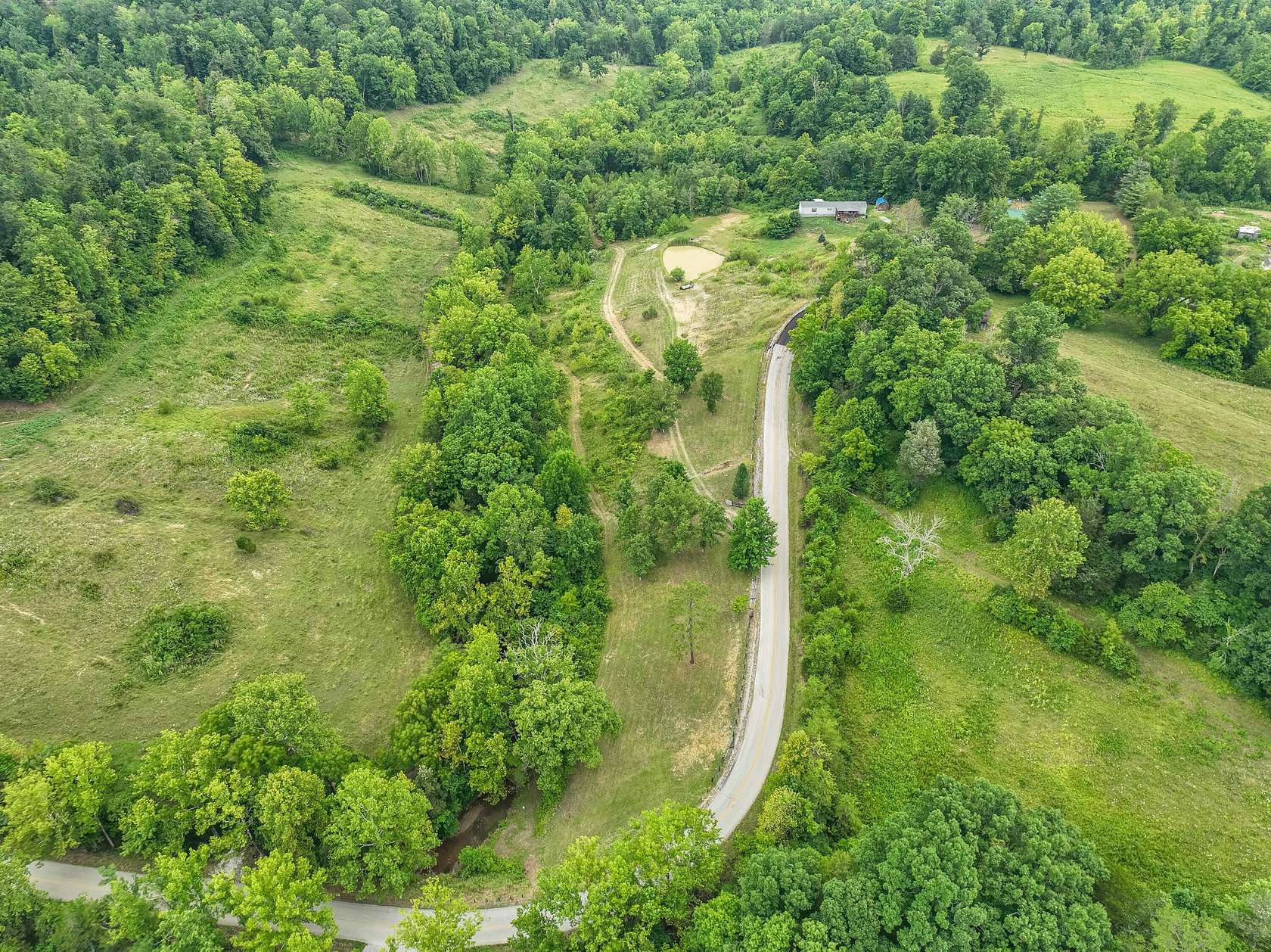 9.9 Acres of Land for Sale in Irvine, Kentucky