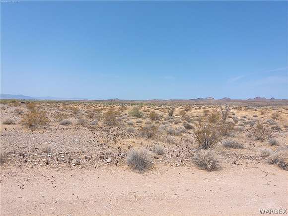 2.5 Acres of Residential Land for Sale in Yucca, Arizona