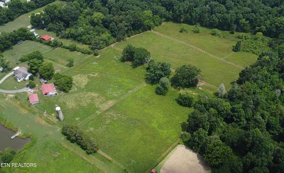 10 Acres of Residential Land for Sale in Maryville, Tennessee