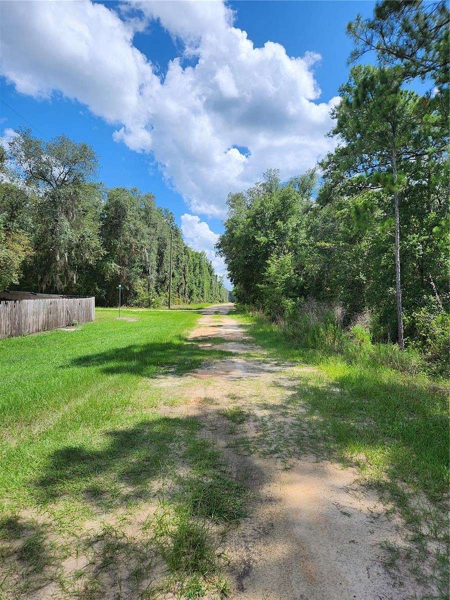 4.95 Acres of Residential Land for Sale in Florahome, Florida