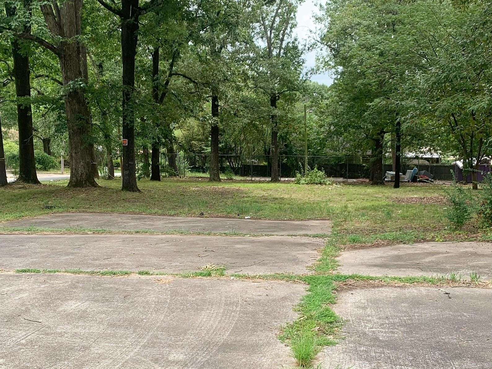 1.01 Acres of Residential Land for Sale in Little Rock, Arkansas