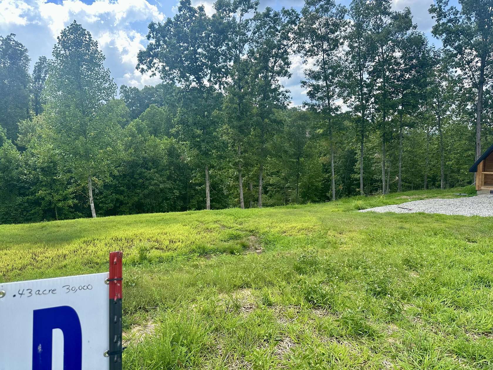 0.43 Acres of Land for Sale in East Bernstadt, Kentucky