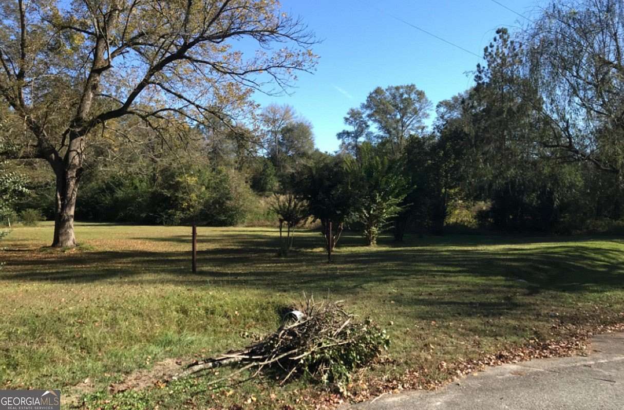 0.91 Acres of Residential Land for Sale in Macon, Georgia